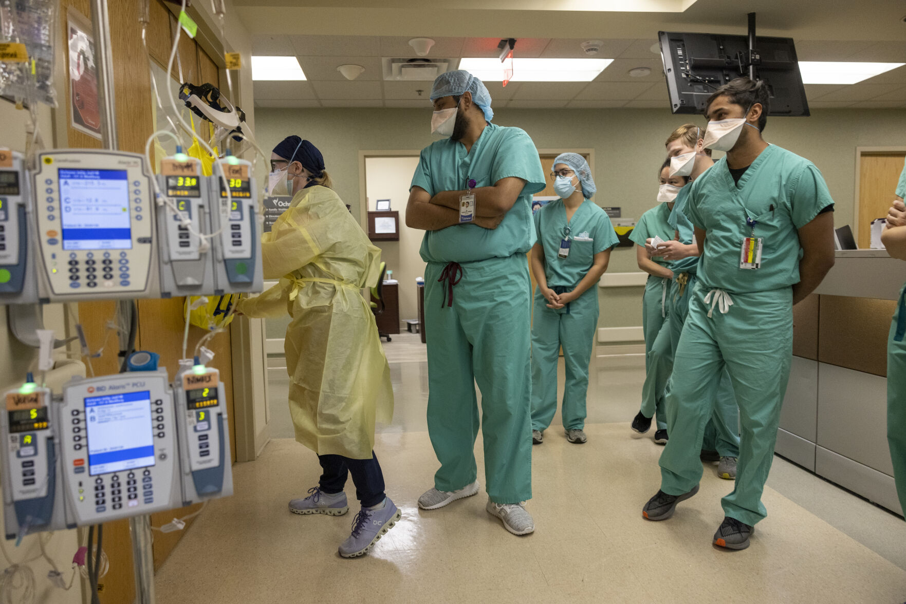 Omicron Cases Increase 1 in 4 Louisiana Hospitals at 'Critical' Staff Levels